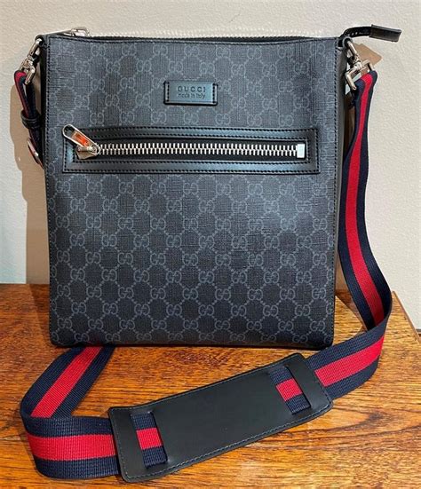 how to wear a gucci messenger bag|best Gucci Messenger bag.